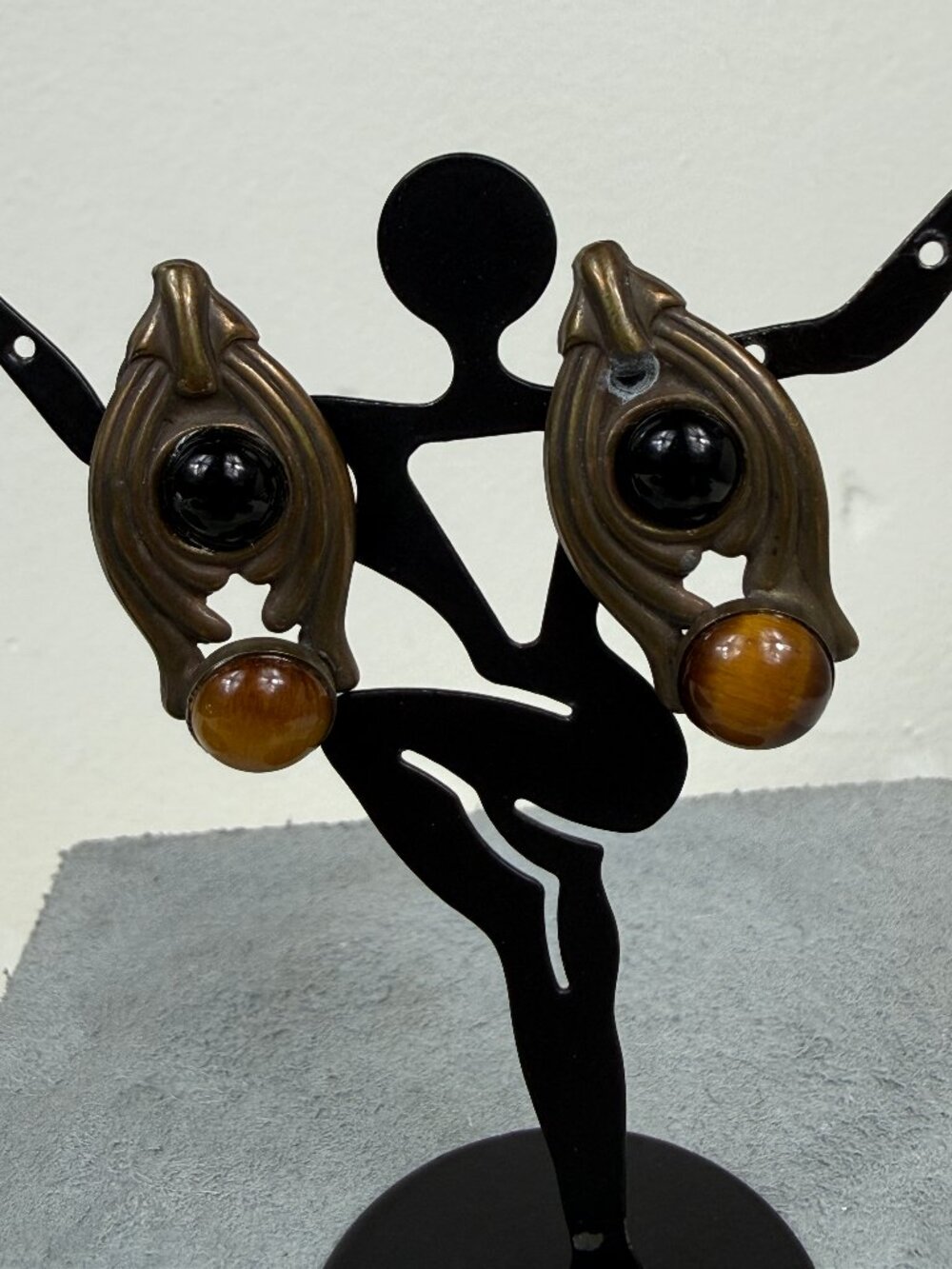 Vintage Sorrelli Copper Onyx & Tiger's Eye Clip-on Earrings